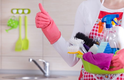 Bathroom and kitchen turnover cleaning in a Fulham rental property