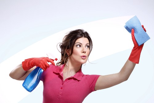 Detailed kitchen and bathroom cleaning before moving into a Fulham home